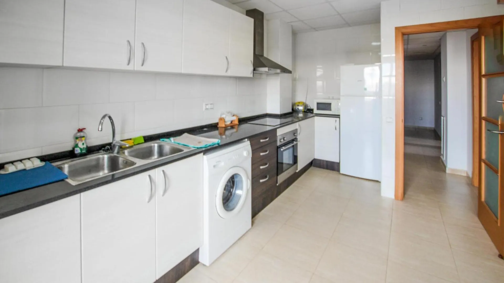 2 Bedroom Awesome Apartment In Deltebre Spain