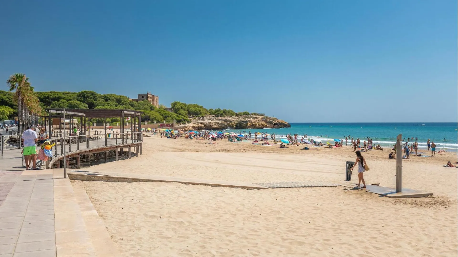 2 Bedroom Awesome Apartment In Deltebre