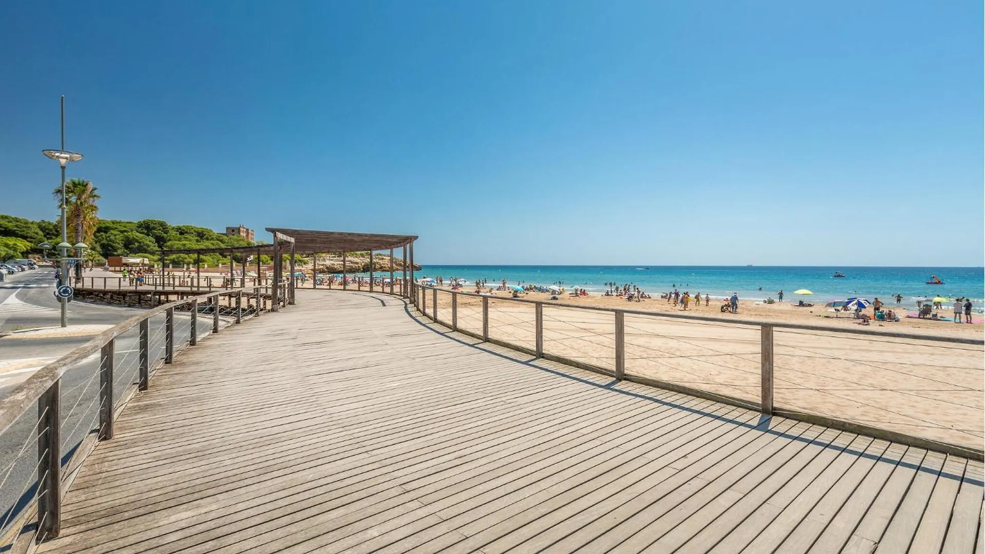 2 Bedroom Awesome Apartment In Deltebre